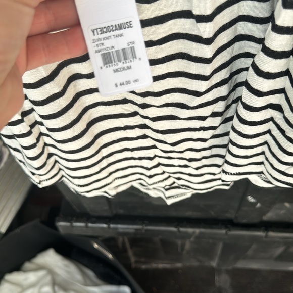 🤝Amuse society zuri tank - Picture 4 of 6